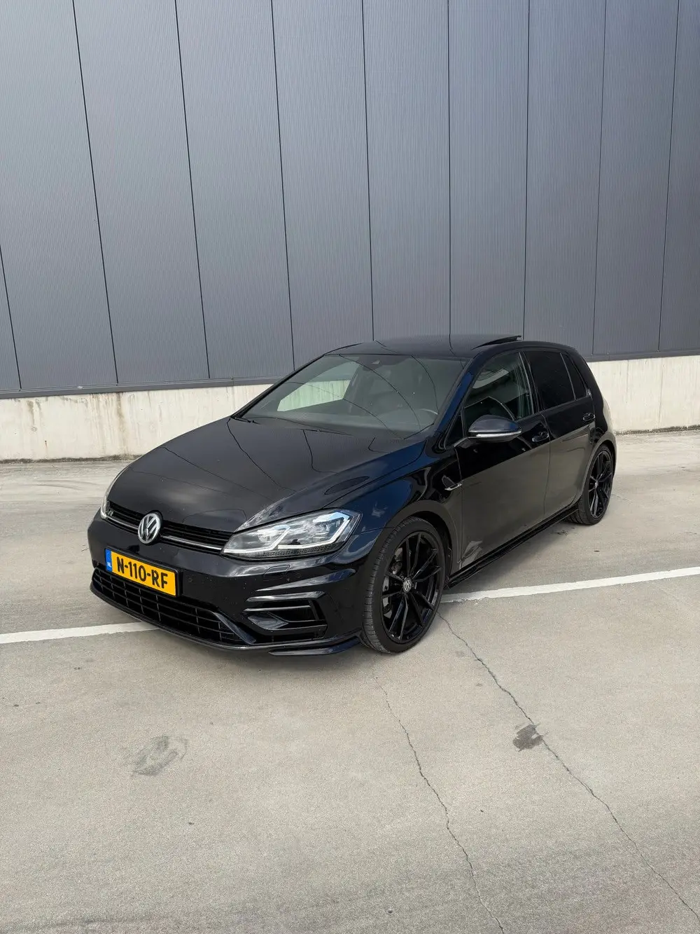 Volkswagen Golf VII Golf 2.0 TSI 300pk 4Motion 5D 2019 Zwart uit 2019, foto 3