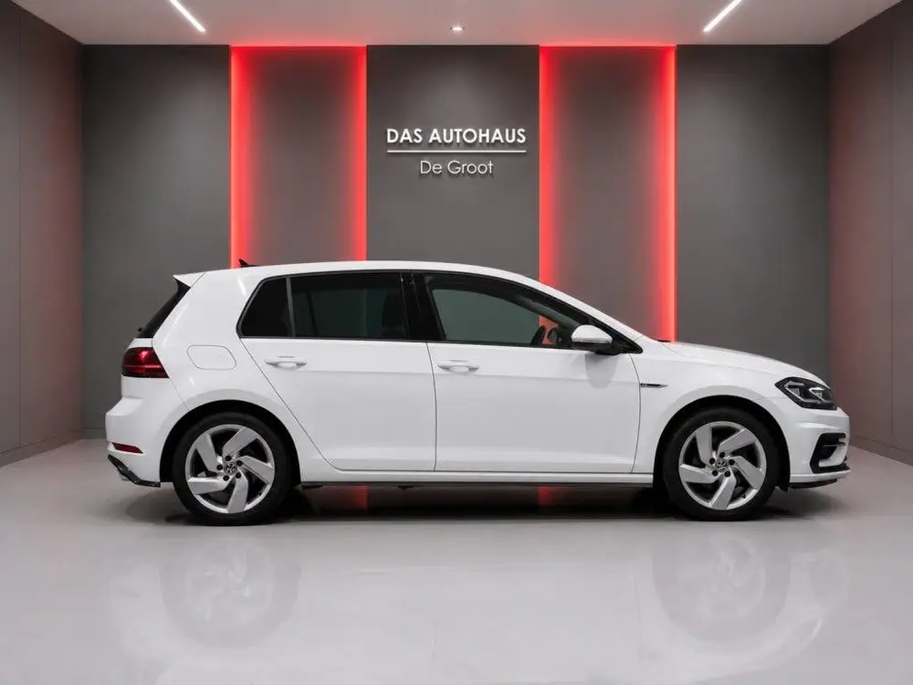 Volkswagen Golf 1.5TSI 150pk DSG R-Line | ACC | Camera | Nav uit 2019, foto 5