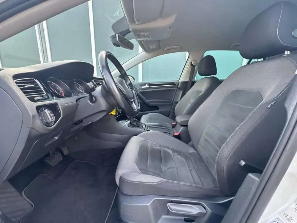 Volkswagen Golf 1.5TSI 150pk DSG R-Line | ACC | Camera | Nav uit 2019, foto 6