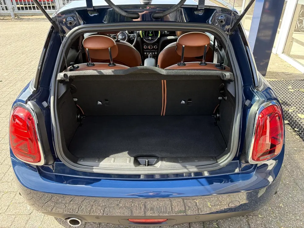 Mini 3-Deurs 1.5 Cooper 60 Years Edition / Automaat / NL-Aut uit 2019, foto 7