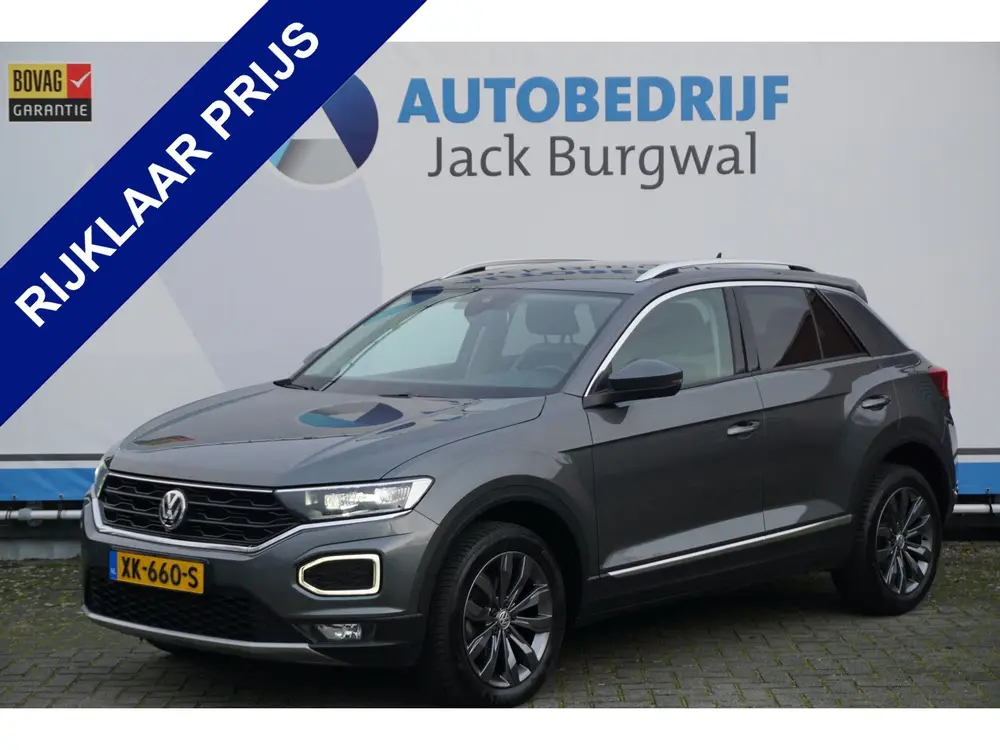 Volkswagen T-Roc 1.5 TSI DSG Sport Trekhaak | Digital dashbo uit 2019