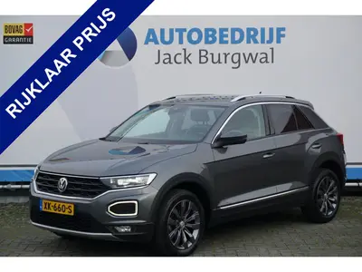 Volkswagen T-Roc 1.5 TSI DSG Sport Trekhaak | Digital dashbo uit 2019
