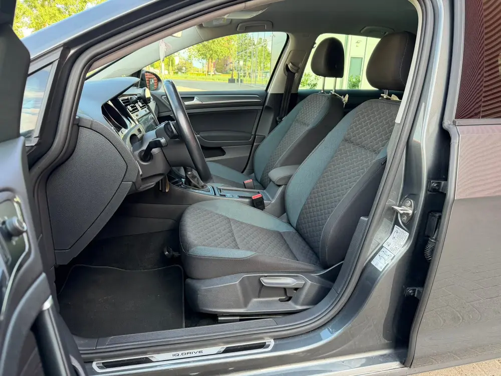 Volkswagen Golf VII Golf 1.6 TDI Highline DSG IQ-Drive carplay uit 2019, foto 7