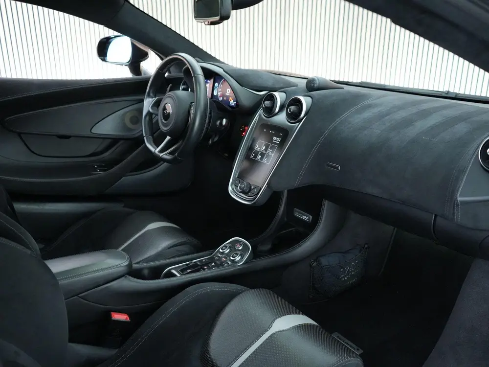 McLaren 570GT 3.8 570pk |luchtvering|Bowers&Wilkins|neus lif uit 2019, foto 3
