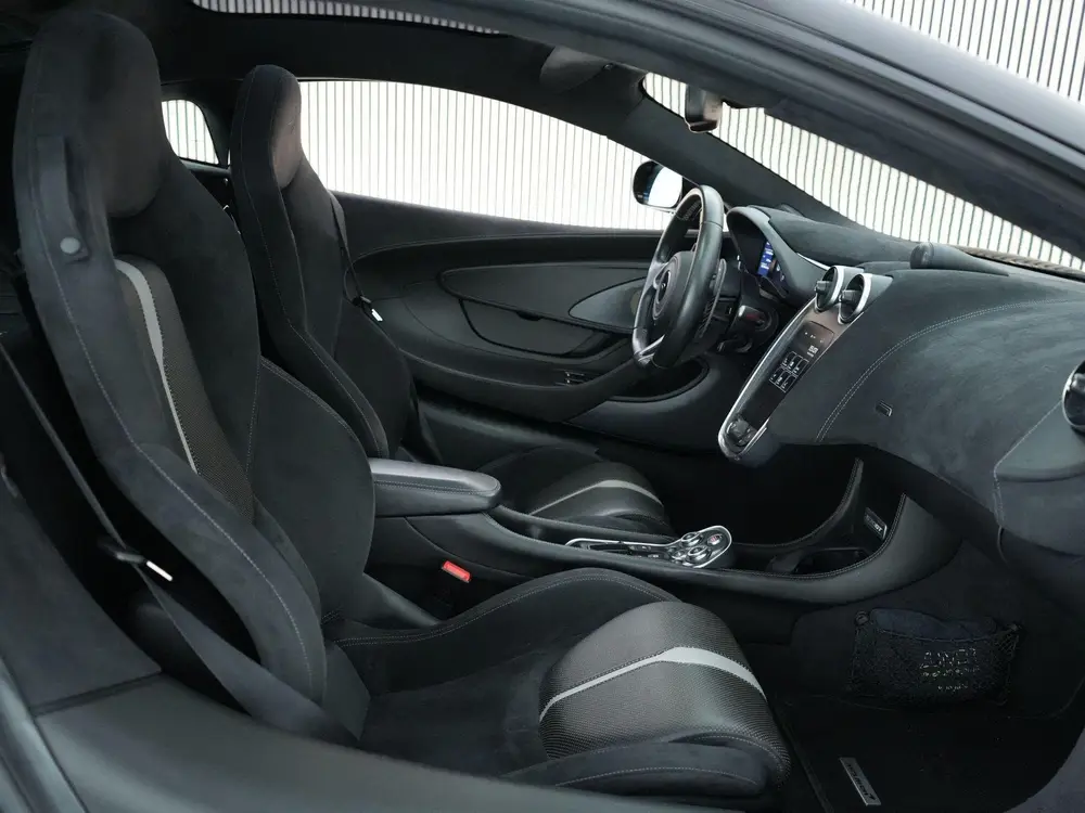 McLaren 570GT 3.8 570pk |luchtvering|Bowers&Wilkins|neus lif uit 2019, foto 4