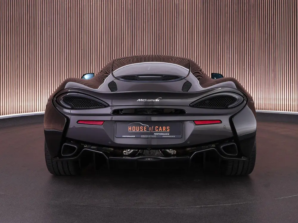 McLaren 570GT 3.8 570pk |luchtvering|Bowers&Wilkins|neus lif uit 2019, foto 7