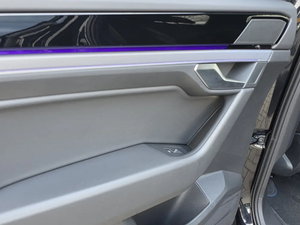 Volkswagen Touareg 3.0 TSi 4MOTION R + PANO DAK + LED + TREK uit 2020, foto 12