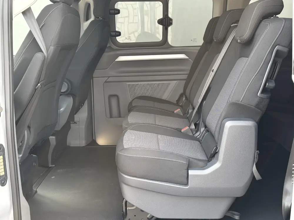 Volkswagen E-Transporter Caravelle 32 L1H1 Life 64 kWh Autom uit 2025, foto 12