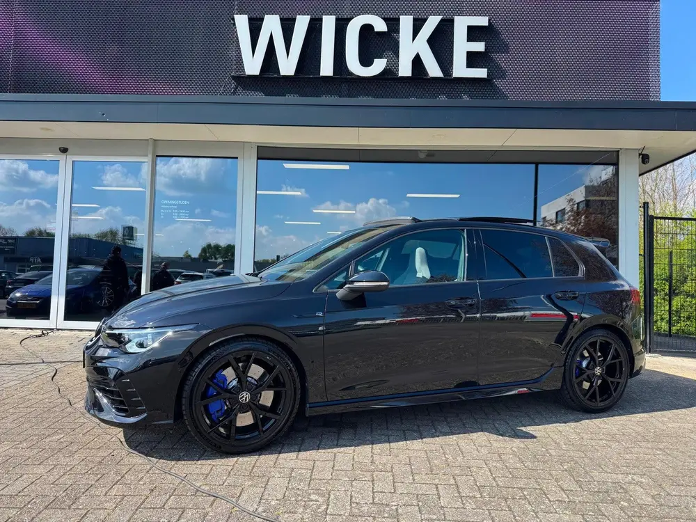 Volkswagen Golf 2.0 TSI R 4Motion DSG Pano AKRA IQ HUD Drift uit 2021
