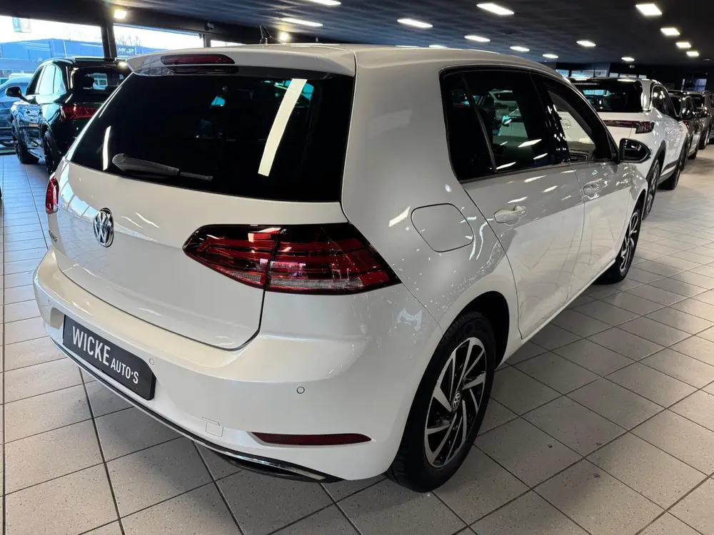 Volkswagen Golf 1.0 TSI Comfortline 85 KW 6 bak Navigatie Cr uit 2020, foto 4