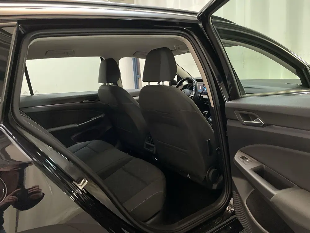 Volkswagen Golf Variant 1.0 TSI 110pk Life Sfeerverlichting uit 2022, foto 11