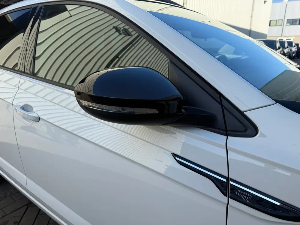 Volkswagen Taigo 1.5 TSI R-Line Business Pano Carplay Camera uit 2022, foto 17