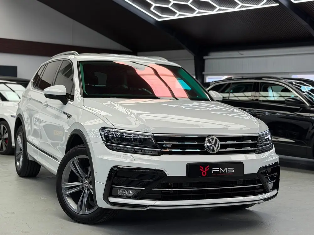 Volkswagen Tiguan Allspace 1.5 TSI R-Line CarPlay Camera 7p. uit 2020