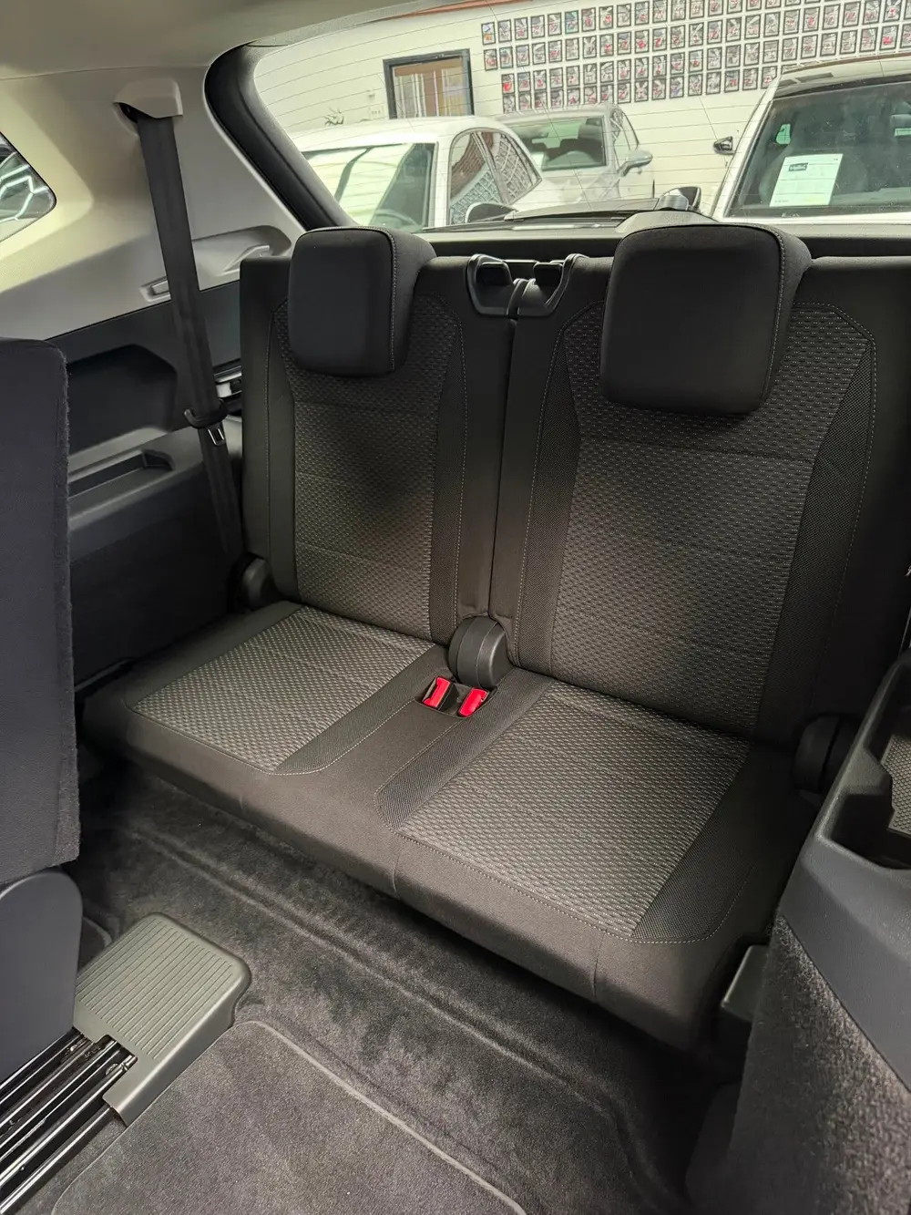 Volkswagen Tiguan Allspace 1.5 TSI R-Line CarPlay Camera 7p. uit 2020, foto 6