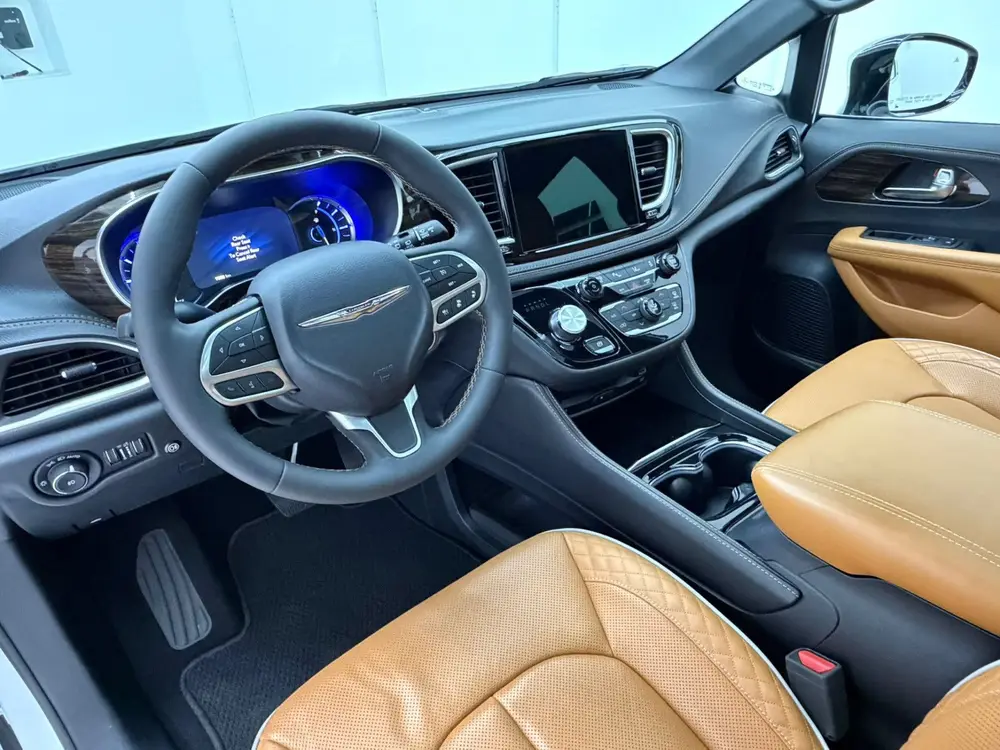 Chrysler Grand Voyager Pacifica 3.6 V6 Hybride Pinnacle uit 2023, foto 10