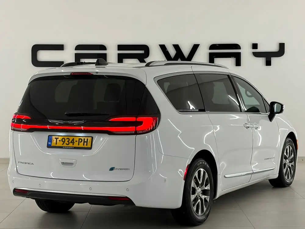 Chrysler Grand Voyager Pacifica 3.6 V6 Hybride Pinnacle uit 2023, foto 2
