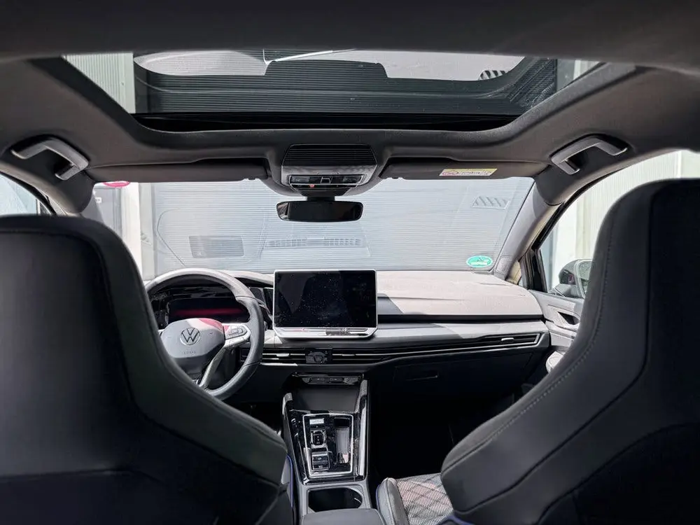 Volkswagen Golf 8.5 1.5 eTSI R-Line PANO | HUD | IQ LED uit 2025, foto 15