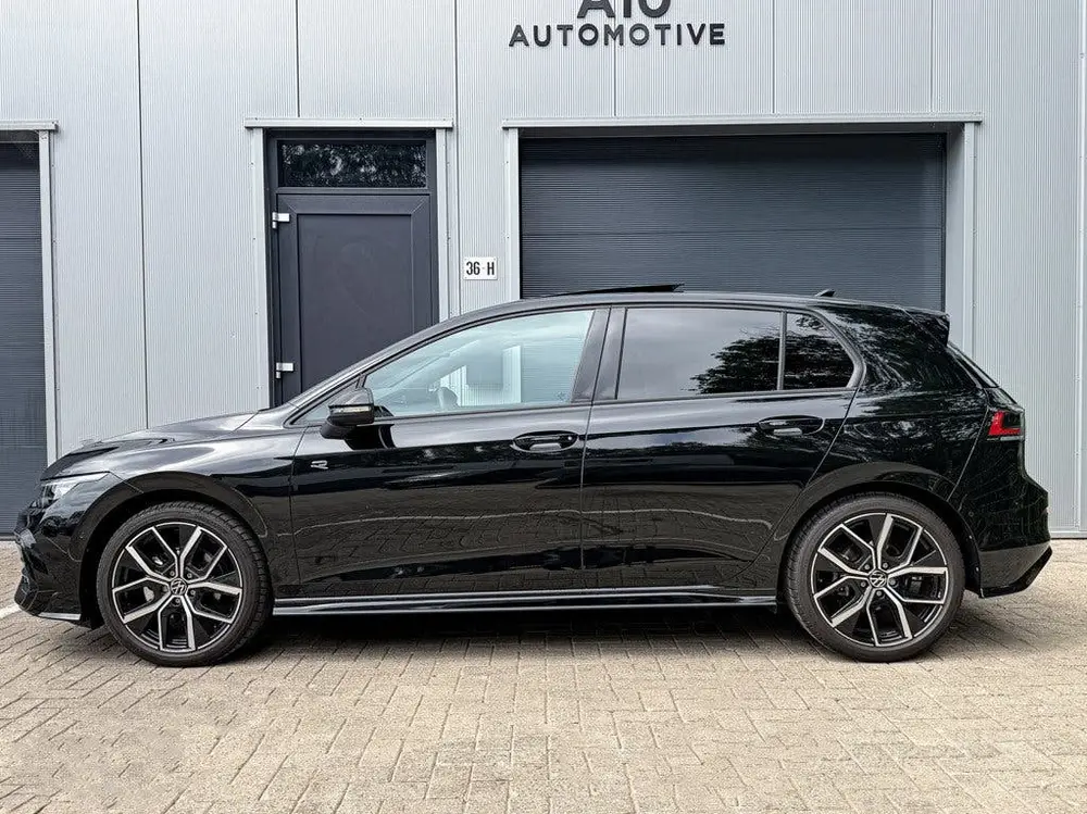 Volkswagen Golf 8.5 1.5 eTSI R-Line PANO | HUD | IQ LED uit 2025, foto 3
