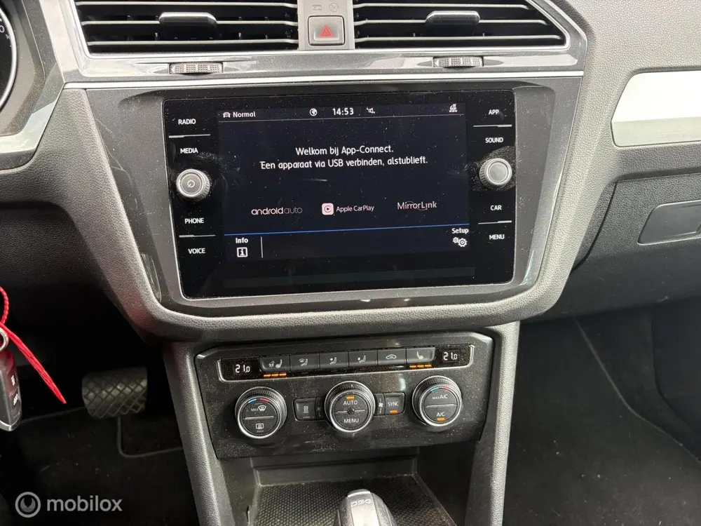 Volkswagen Tiguan 2.0 TSI 4Motion Highline / DAKSCHADE uit 2019, foto 14