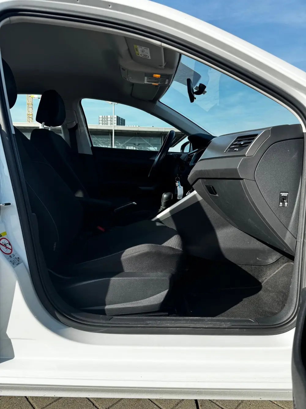 Volkswagen Polo 1.0 TSI Comfortline DSG AIRCO CRUISE CARPLAY uit 2019, foto 13
