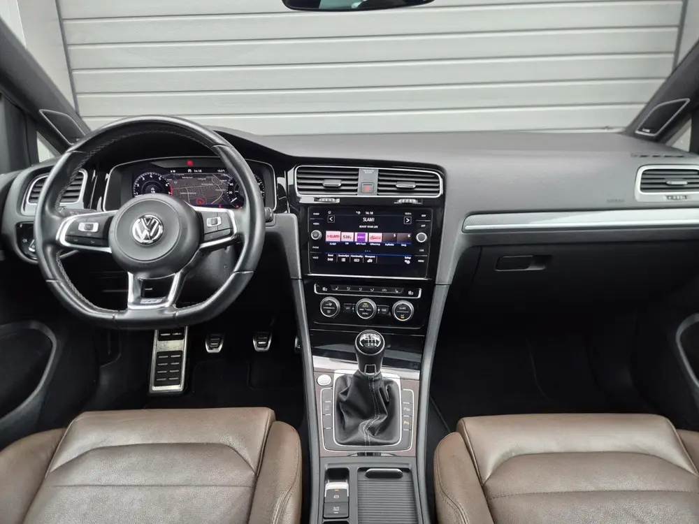 Volkswagen Golf 1.5 TSI Highline R-Line/Pano/ACC/Trekhaak/Le uit 2019, foto 17
