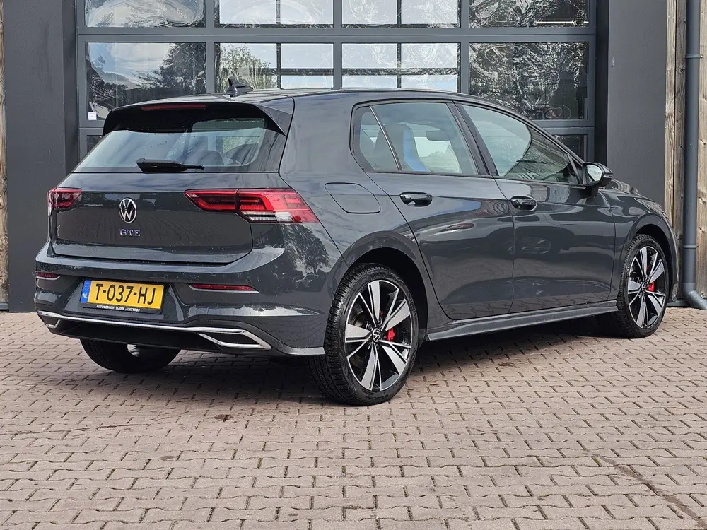 Volkswagen Golf 1.4 eHybrid GTE | LED | ACC | Sporstoelen | uit 2021, foto 2