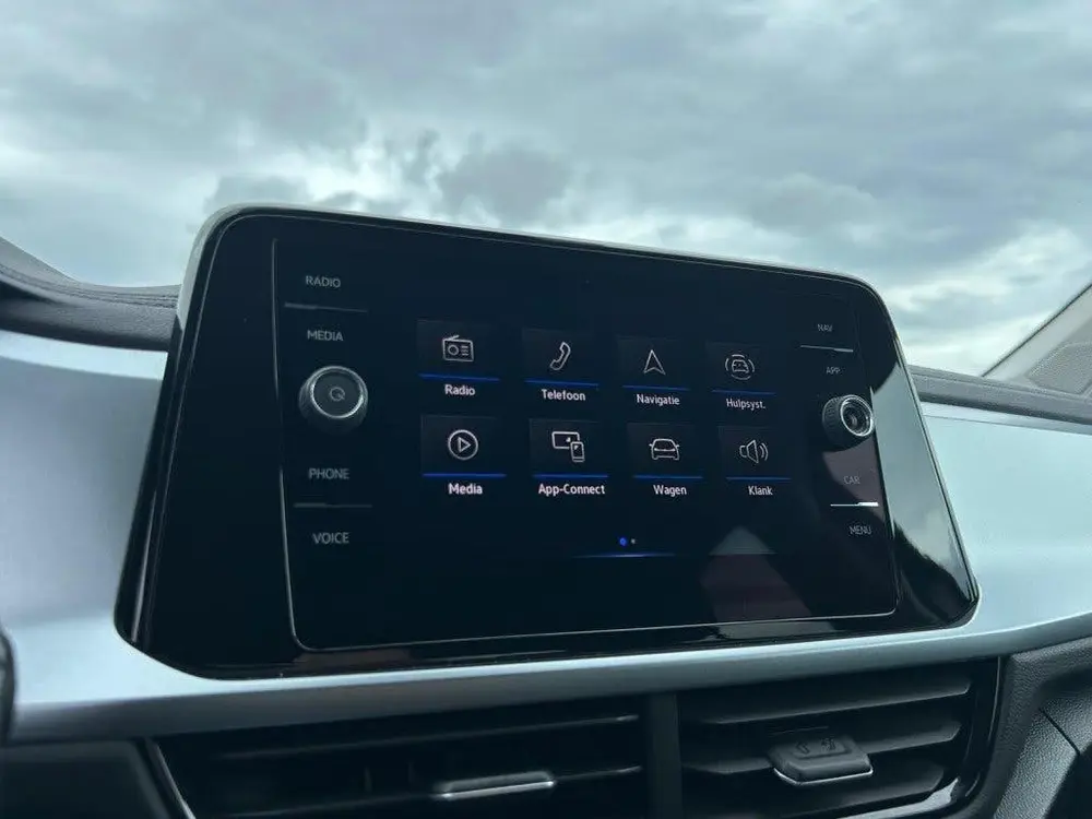 Volkswagen T-Roc 1.0 TSI LIFE. CARPLAY, ACC, NAVI uit 2022, foto 12