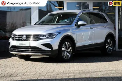 Volkswagen Tiguan 1.4 eHybrid Automaat Elegance | Trekhaak | uit 2021
