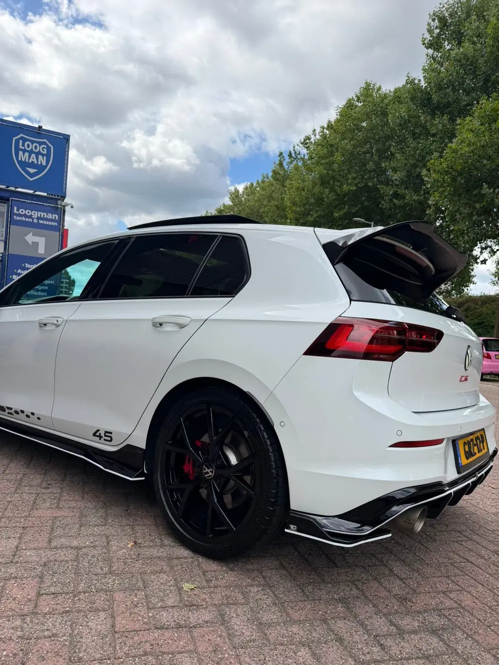 Volkswagen Golf 2.0 TSI OPF 221KW Dsg7 2021 Wit uit 2021, foto 3