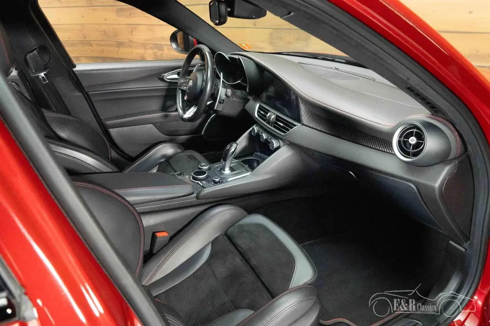 Alfa Romeo Giulia Sedan | 2019 uit 2019, foto 10