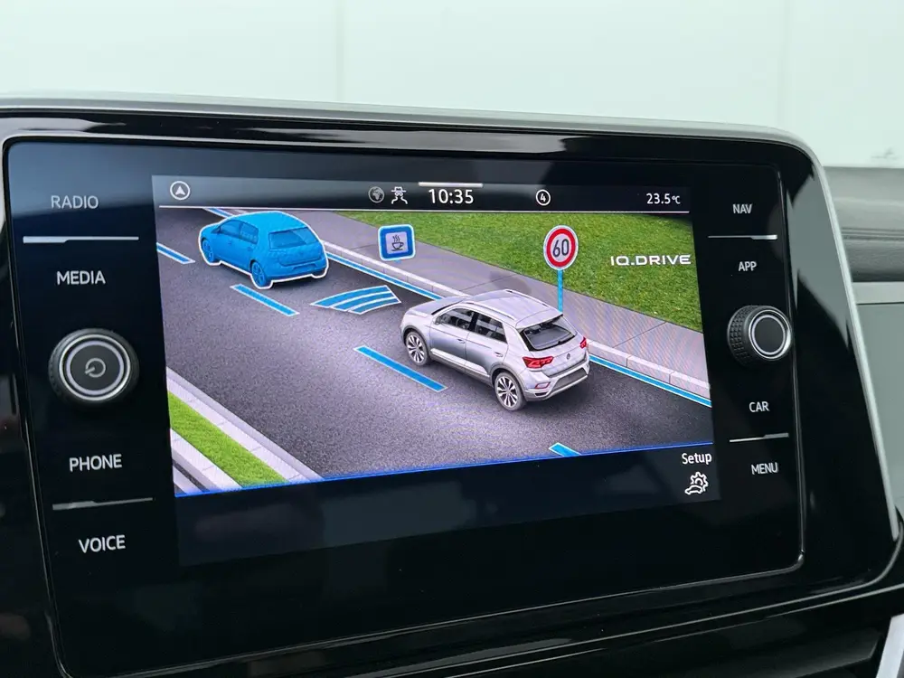 Volkswagen T-Roc 1.5 TSI R-Line | 150 PK | Automaat | Achter uit 2022, foto 18