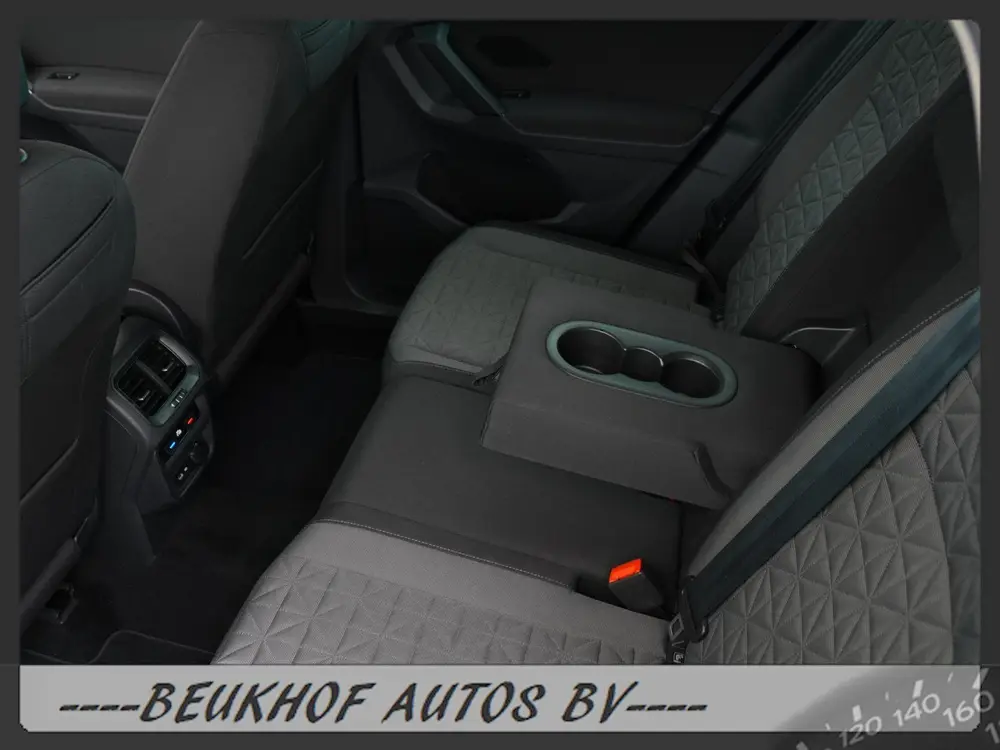 Volkswagen Tiguan 1.5 TSI Carplay Trekhaak Adapt Cruise Pdc uit 2021, foto 19