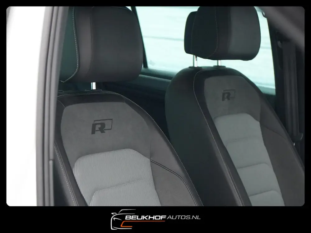 Volkswagen Tiguan 1.5 TSI ACT Business R-Line Carplay Navi uit 2020, foto 14