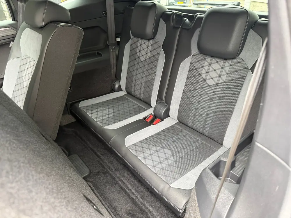 Volkswagen Tiguan AllSpace 2.0 TSI R-Line Edition - 7p 4Moti uit 2024, foto 12