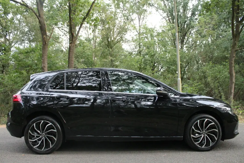 Volkswagen Golf 1.4 eHybrid Style | IQ | Carplay | Ambient | uit 2022, foto 12