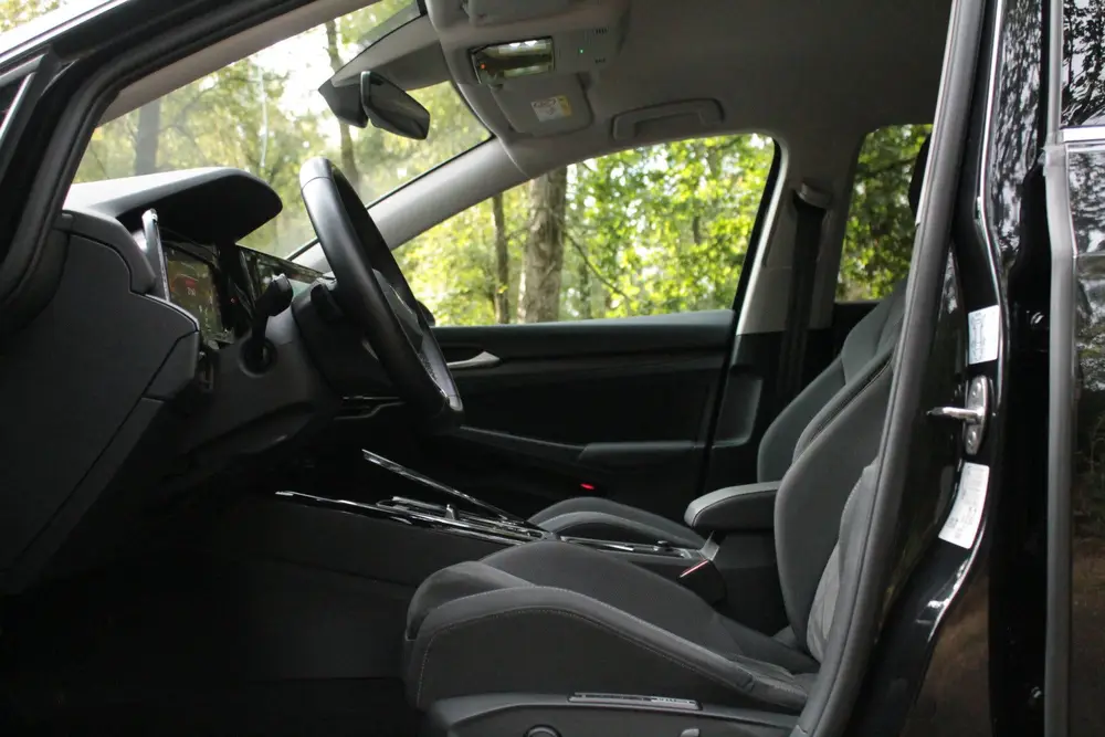 Volkswagen Golf 1.4 eHybrid Style | IQ | Carplay | Ambient | uit 2022, foto 3
