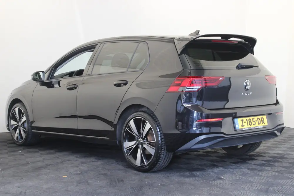 Volkswagen Golf 1.5 eTSI Style (bj 2020, automaat) uit 2020, foto 6