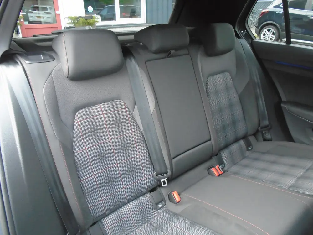 Volkswagen GOLF 2.0 TSI GTI,Pano-Dak,Camera,19inch uit 2022, foto 14