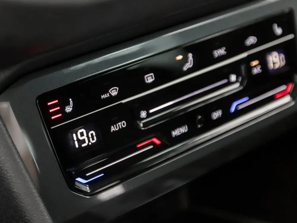 Volkswagen Tiguan 1.5 TSI Life Sport 150Pk Automaat (VIRTUAL uit 2020, foto 11