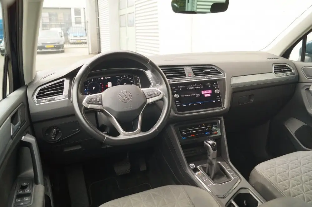 Volkswagen Tiguan 1.5 TSI 150pk DSG Life Business -LED-DIGI uit 2021, foto 10