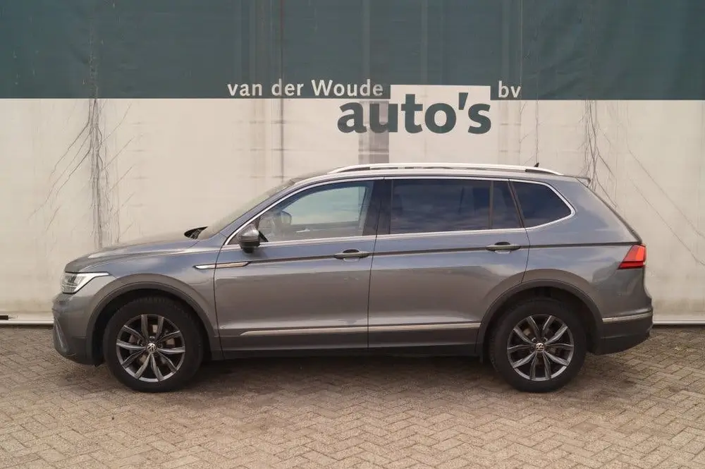 Volkswagen Tiguan Allspace 1.5 TSI 150pk DSG Life Edition 7 uit 2023