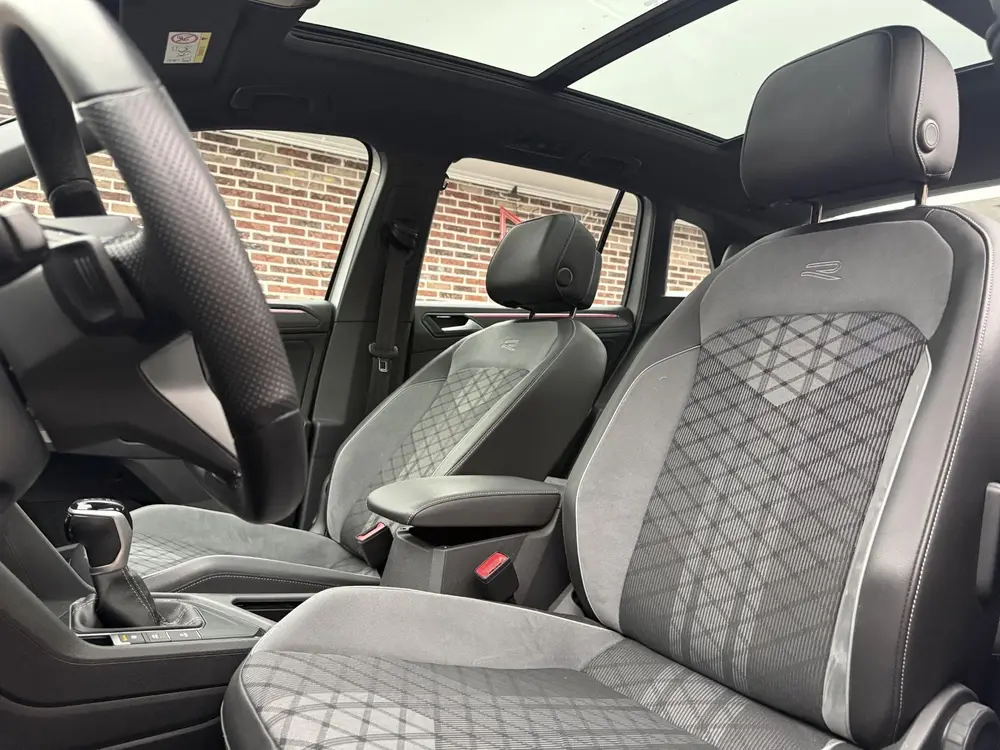 Volkswagen Tiguan 1.4 TSI eHybrid R-Line Business+ Trekhaak uit 2022, foto 14