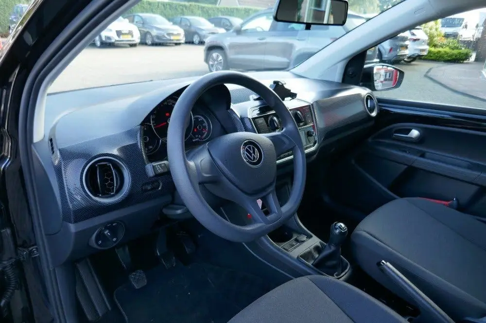 Volkswagen UP 1.0 AIRCO / NL-AUTO uit 2021, foto 12