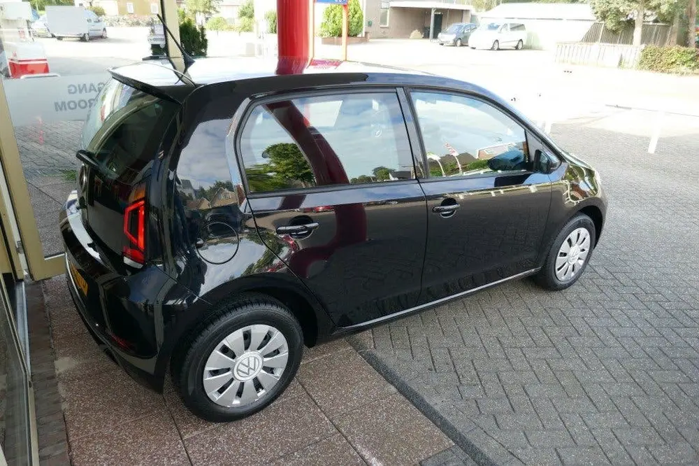 Volkswagen UP 1.0 AIRCO / NL-AUTO uit 2021, foto 18