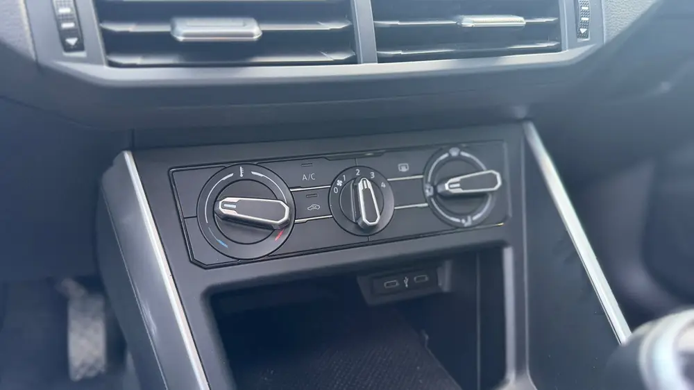 Volkswagen POLO 1.0 TSI Go Pano|PDC|Carplay uit 2022, foto 14