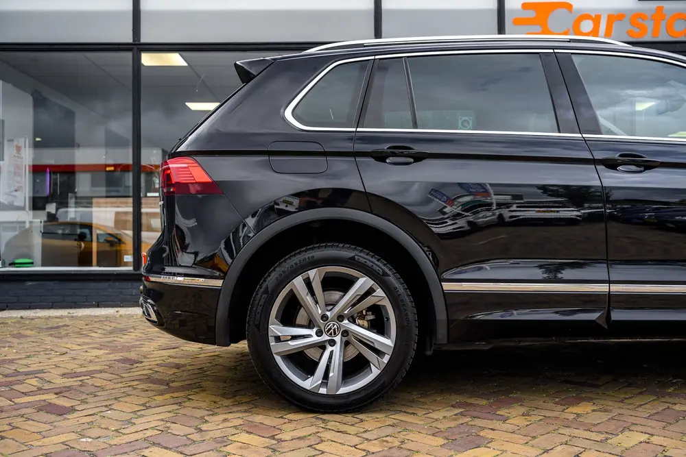 Volkswagen Tiguan 1.4 TSI eHybrid R-Line Business+|PANO|R-Li uit 2022, foto 7