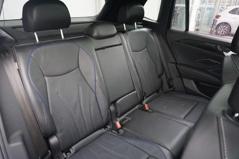 Volkswagen Tiguan 1.5 eHybrid 272pk R-Line Edition | SoH 95% uit 2025, foto 19