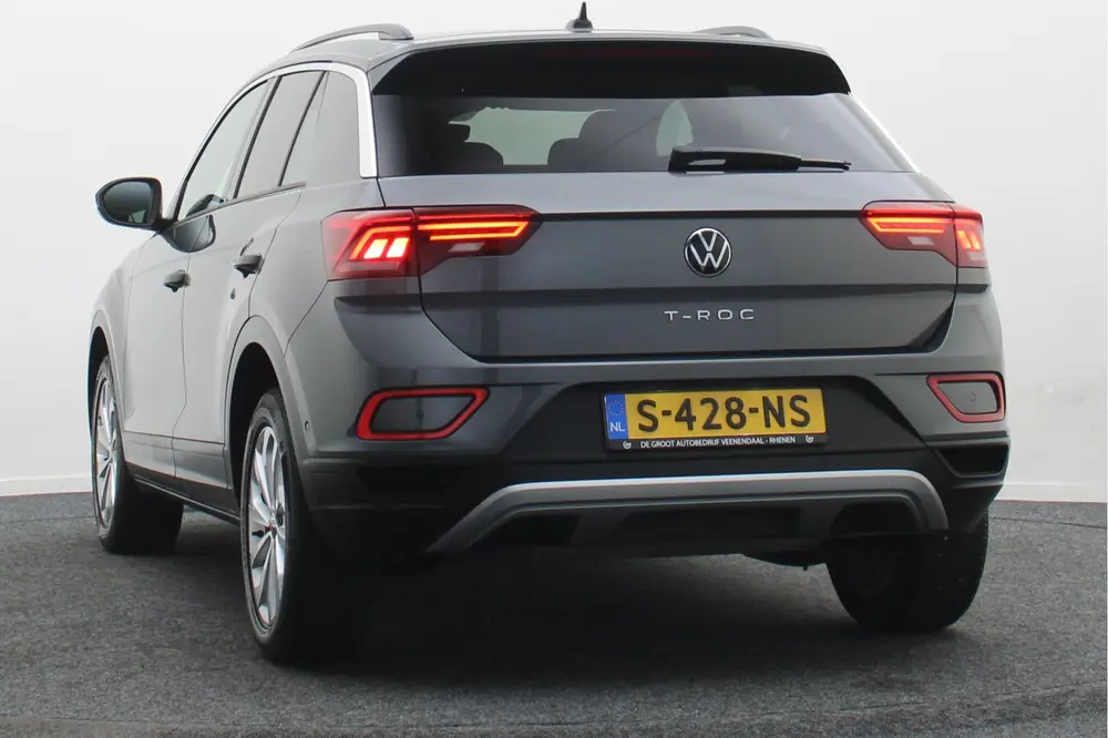 Volkswagen T-Roc 1.5 TSI DSG Life Business Virtual Cockpit uit 2022, foto 16