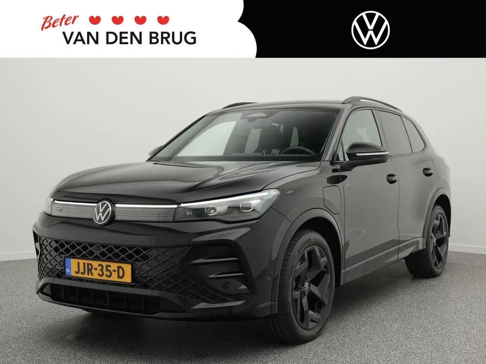 Volkswagen Tiguan R-Line 1.5 eHybrid 272 PK | LED Plus | Bla uit 2025