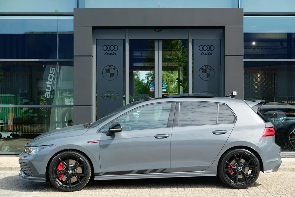 Volkswagen Golf 8 GTI Clubsport 2.0 TSI 300pk Panoramadak IQ uit 2022, foto 5